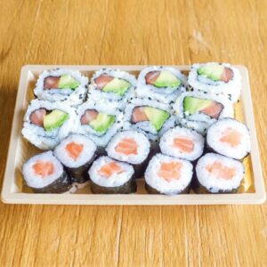 Combo sushis 16 pièces 8 maki + 8 cali